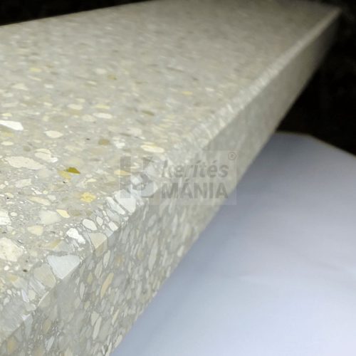 Műkő fedlap  5-7 cm vastag, vízorral 20 cm széles, szürke
